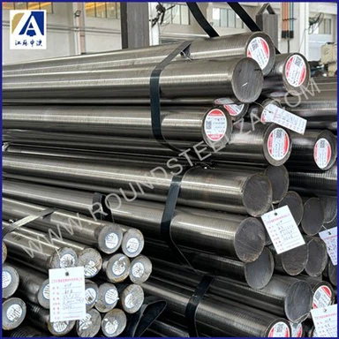 Jasny, rysowany stalowy pręt